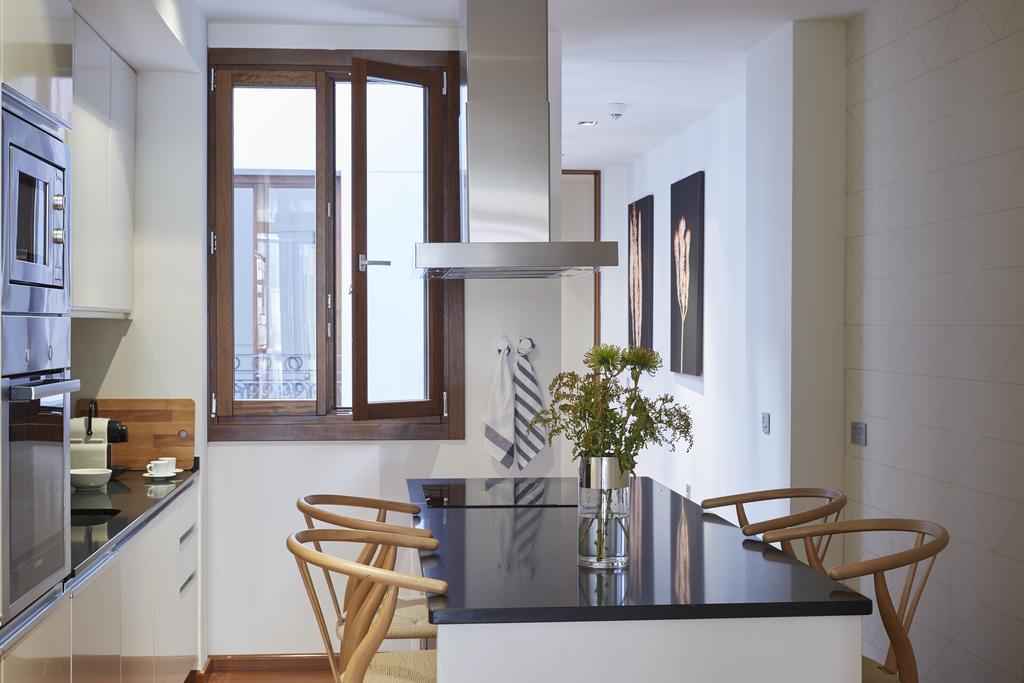 60 Balconies Design Daire Madrid Oda fotoğraf